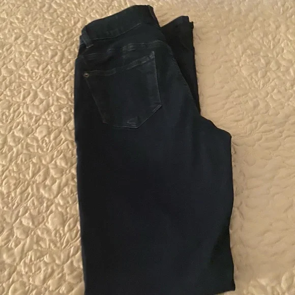 Brand new with tags! NY&Company, size 4 petite - Picture 2 of 4